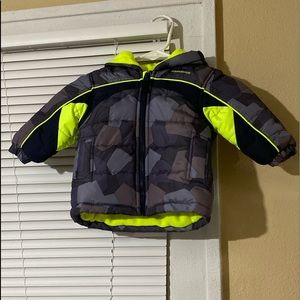 London Fog Camouflage Toddler Puffer Coat with Hoodie Size 12 Month